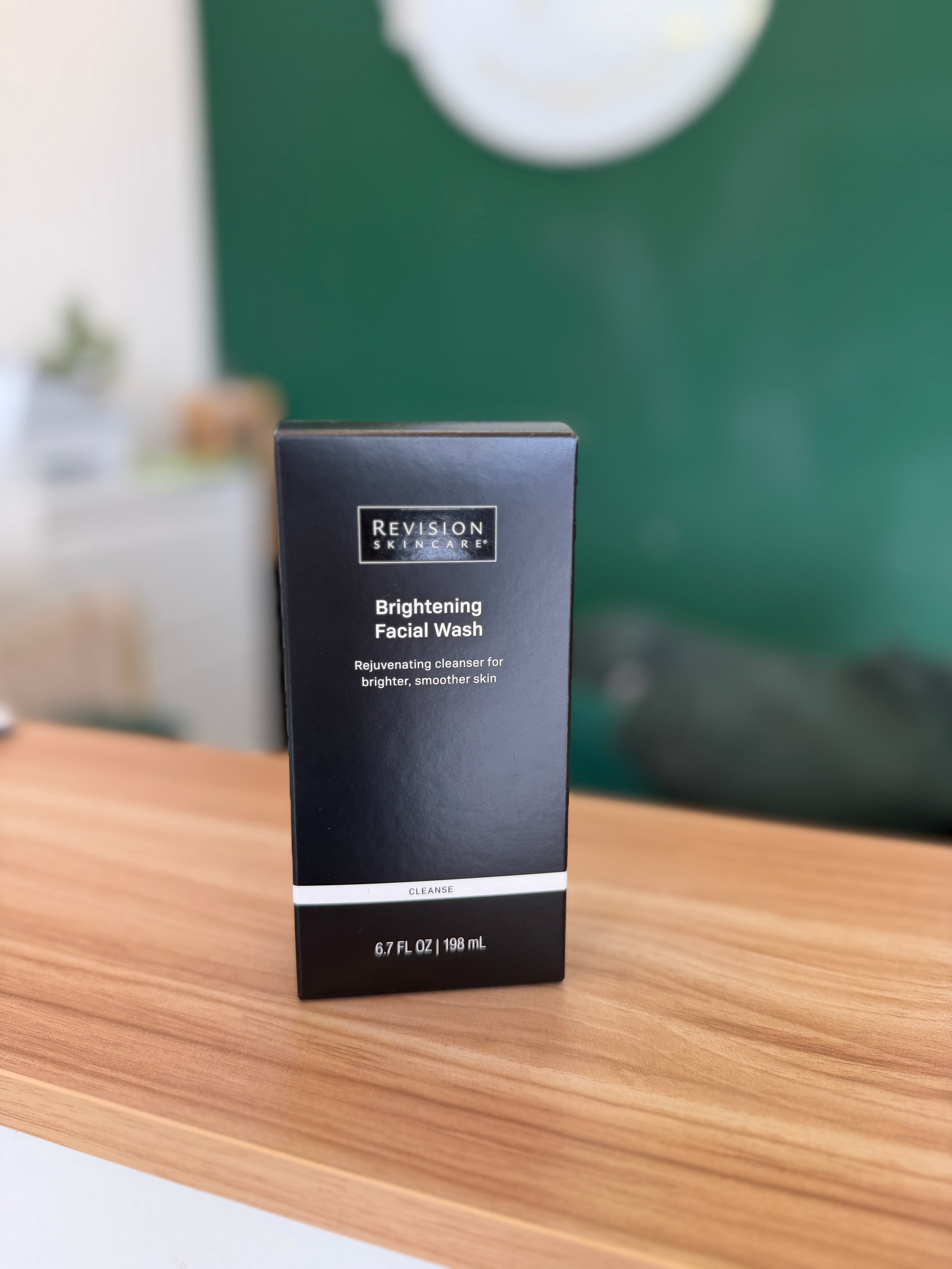 Revision Brightening Facial Wash