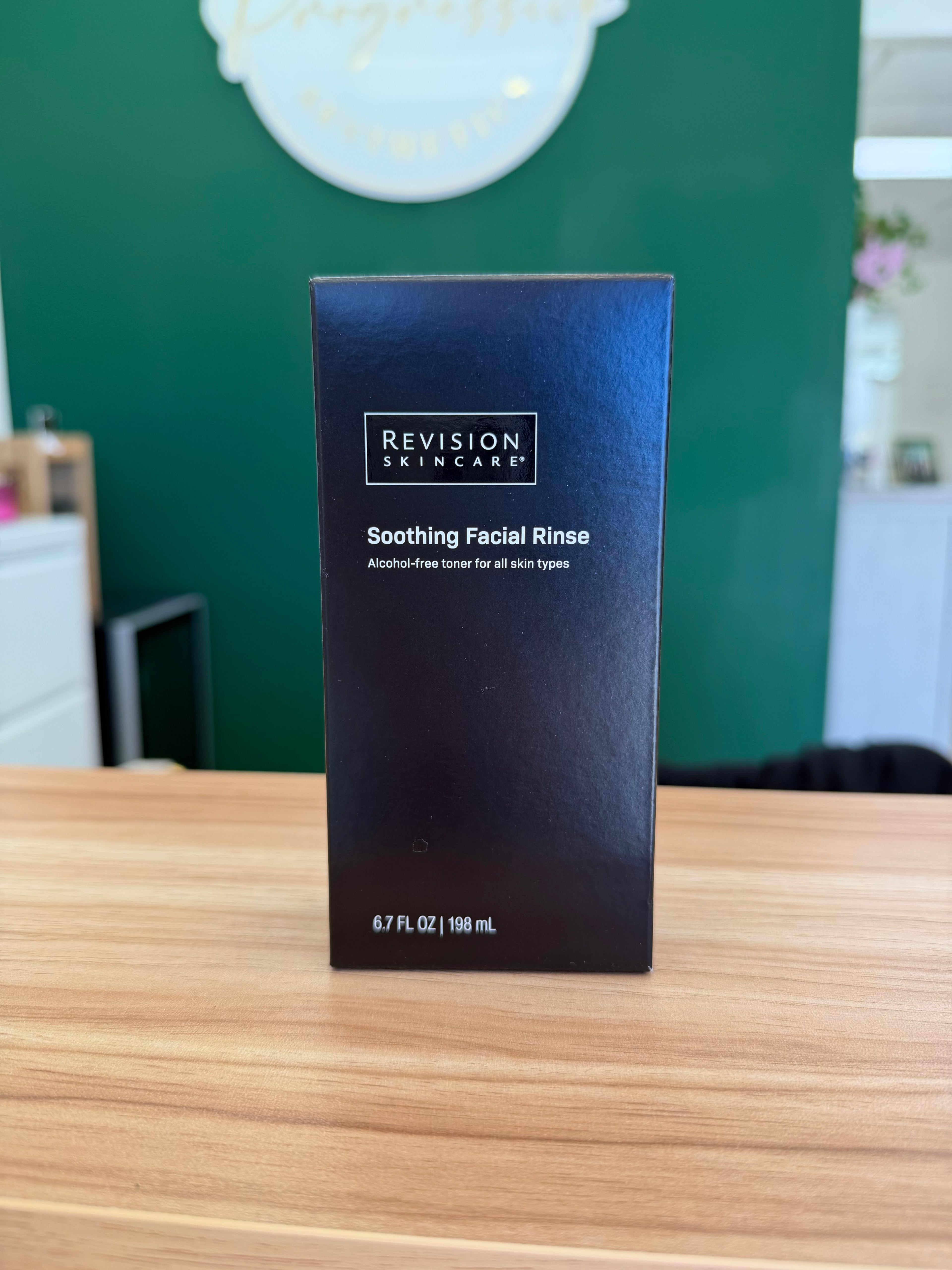 Revision Soothing Facial Rinse